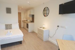 Redcross Street studios 309 - 1