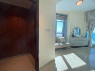 Beachfront gem, waves and sunset - Ajman - 8