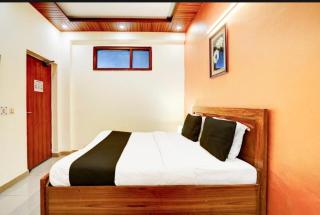 Hotel Raj Palace - 1