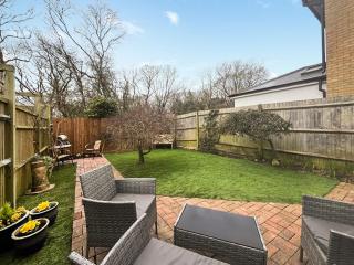 Woodland View - St Leonards - 9
