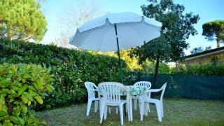 Homely flat for 5, in a green area in Bibione - Bibione - 0