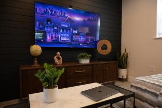 Shares Loft Luxury Apt - NEW! - Rockledge - 8