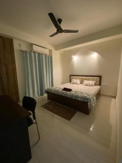 Celestial Executive Homestay - Guwahati - 1