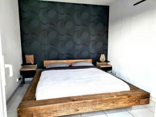 Maison 100m2 plain pied 3 chambres piscine 2 places Parking - Gigean - 5