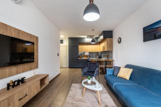 Warm-colored stylish apartment - Budua - 8