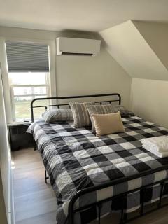 Charming Mtn Stay Views, Hot Tub, Prime Location - 7