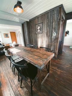 Charming Mtn Stay Views, Hot Tub, Prime Location - West Kill - 3