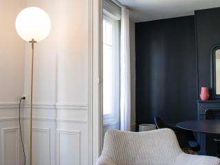 Close to Cathedral, elegant accommodation, heart of Reims - Reims - 3