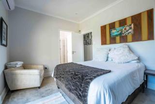 Highrocks Beach House - Umkomaas - 2