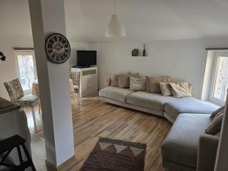 Emi Quiet & Cozy Stay - Belgrado - 0