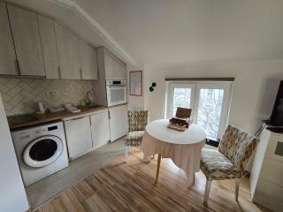 Emi Quiet & Cozy Stay - Belgrado - 7