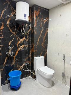 Hotel Royal Grand - Gomti Nagar - 2
