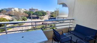 Charming T2 with balcony near the port of Fréjus - Fréjus - 2