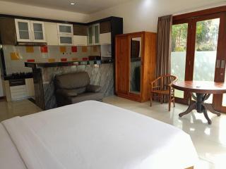 New Dreamland Guest House - Canggu - 9