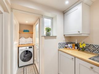 The Cottage At Number One - Caerwys - 3