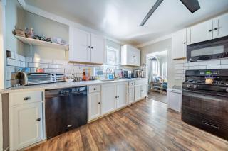 Beachwood Area - - 4