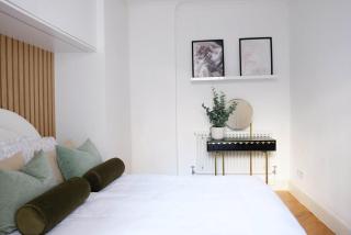 Lux & Stylish 2-Bed Flat in West Kensington - Londra - 3