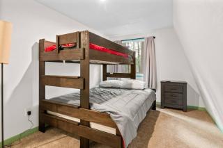 Midnight Pines Cabin - Cozy Get-Away Near Slopes! - Big Bear Lake - 1