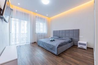 Апартаменти 3-кімнатні, метро Університет - Kiev - 9