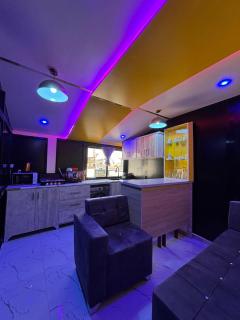 Studio de Luxe avec Jacuzzi à 15 Minutes de l'Aéroport AIBD ! - - 0