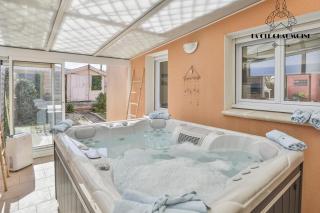 Villa LS - Agreable Villa avec piscine et jacuzzi - 4