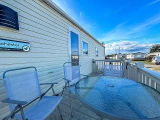 Lovely 6 Berth Caravan At Suffolk Sands Holiday Park Ref 45010Mv - 1