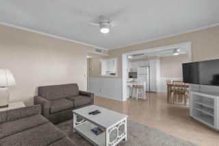 Myrtle Beach Resort A311 - 7