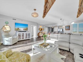 Ariel Dunes II 1301 - 8
