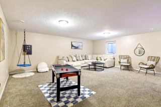 Basketball Court, Pickleball, Karaoke, 6 Beds - Minneapolis - 7