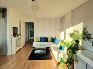 Stunning 2 bedroom 2 bathroom flat with panoramic view - Londra - 7
