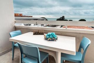 Seaside retreat with terrace in Bibione - Bibione - 9
