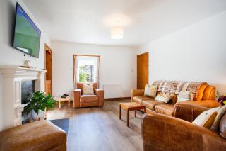 Mike's 3-bedroom Countryside Cottage - Alness - 9