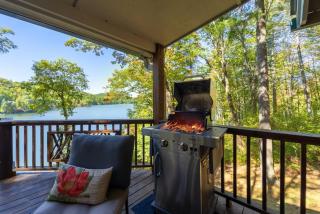 Secluded Lake Glenville Compound Prime Lake View 3 bedrooms - Glenville - 4