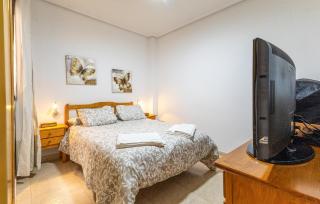 Awesome Apartment In Torrevieja - Torrevieja - 2