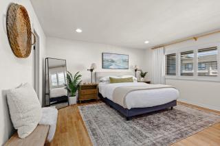 SB-767D - Soothing Solana Oceanfront Condo - Solana Beach - 2