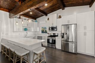 CB-3900A - Coastal Carlsbad Surfer's Dream - Carlsbad - 7