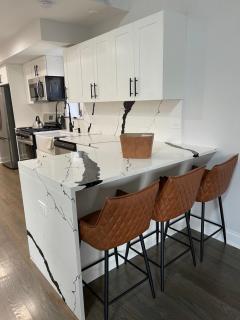 Mixed Neutral Vibes - Chicago - 6