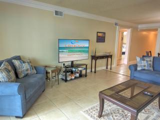 SLT #2043 - Stunning View! Free Beach Service! - 3