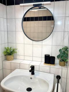 DEM Apartment - Bad Schonborn - 6