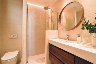 12B - APARTMENT FACING PORT & Town Hall - 3