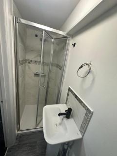 Room 2 NG3 2AZ - Nottingham - 4