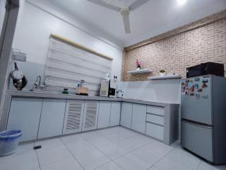 Amna Homestay Sandakan - Sandakan - 1
