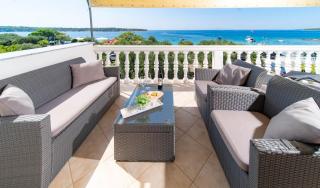 Apartman Petra s pogledom na more - Banjol - 8