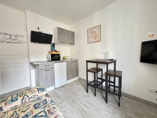 Petit studio, fonctionnel 4B - Royat - 1