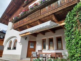 Burg Laudegg Blick - 1