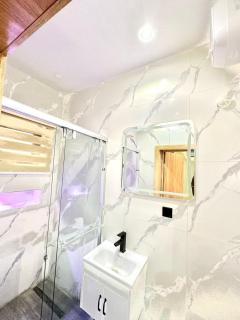 Cozy one bed in Lekki - Lekki - 5