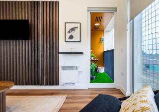 Vibrant Stay in Salford Quays - Manchester - 4