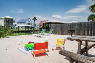Summer Combo Bungalows w Pool & Dock! Near Beach! - Gulf Shores - 4