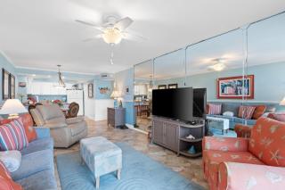 Pelican Walk 209 - 4