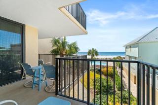 Pelican Walk 212 - 2